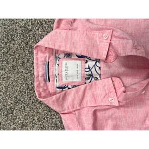Denim & Flower Men Pink heathered short sleeve button up Size: Medium